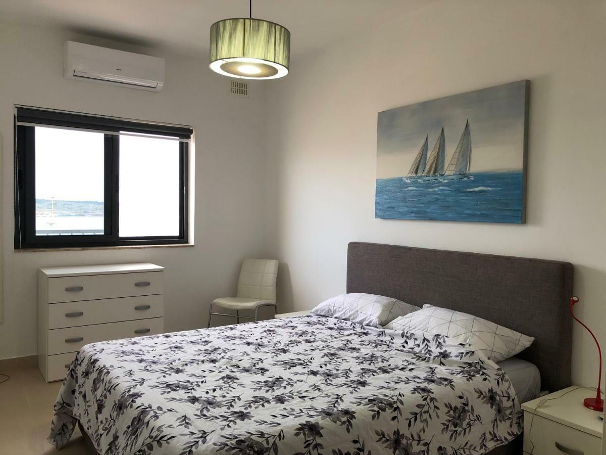 Modern Apartment With Sea View Mellieħa Buitenkant foto